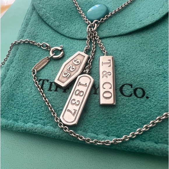 Tiffany & Co. RARE Necklace 18” GIFTABLE Sterling Silver,Pouch, BOX & BAG - Picture 7 of 17